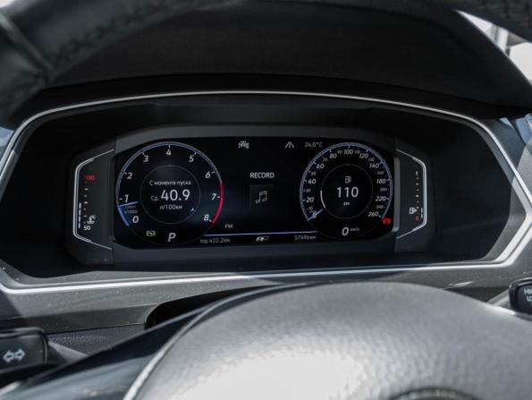Volkswagen Tiguan II с пробегом 2019 года, цена 2 544 000 рублей, 57496 км, внедорожник, Автокод Объявления