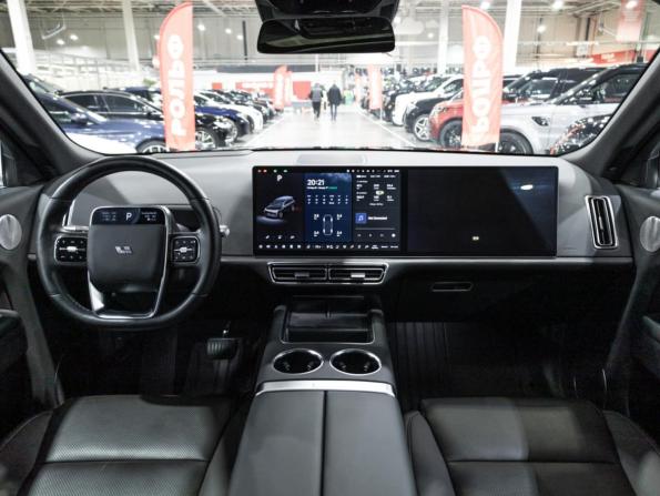 Li Auto (Lixiang) L9 I с пробегом 2023 года, цена 5 749 000 рублей, 68400 км, внедорожник, Автокод Объявления