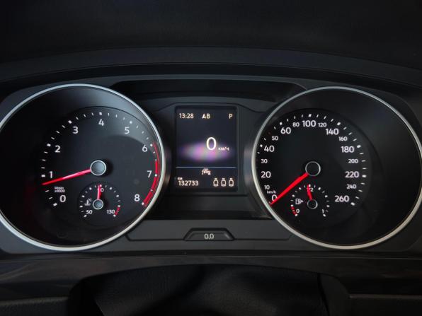 Volkswagen Tiguan II Рестайлинг с пробегом 2021 года, цена 2 280 000 рублей, 132725 км, внедорожник, Автокод Объявления