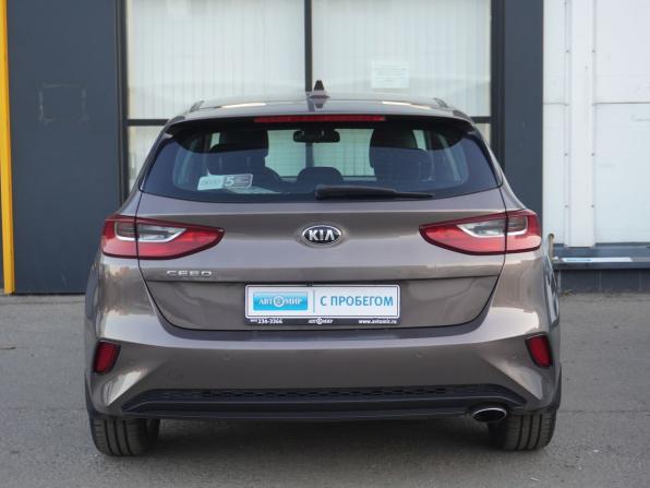 Kia Ceed III с пробегом 2018 года, цена 1 870 000 рублей, 33052 км, хэтчбек, Автокод Объявления