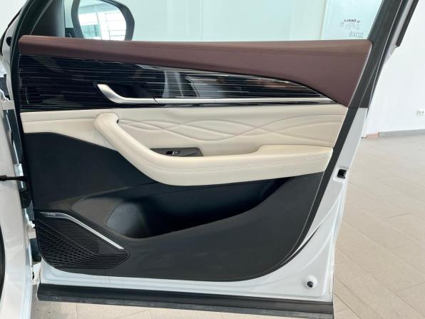 Geely Monjaro I с пробегом 2023 года, цена 3 350 000 рублей, 47336 км, внедорожник, Автокод Объявления