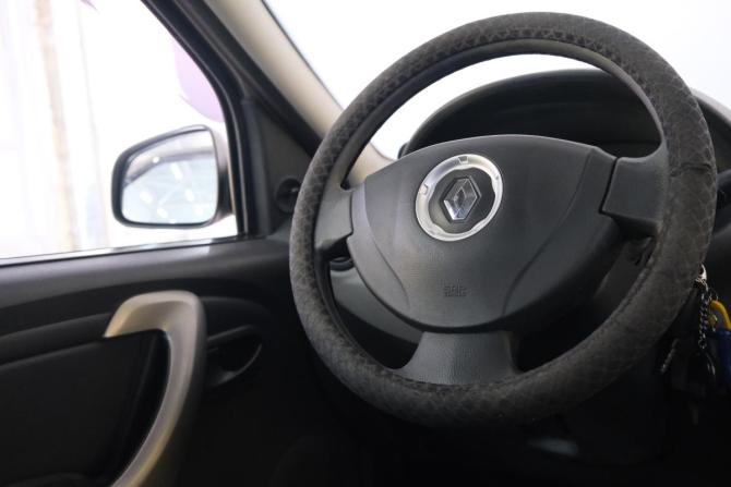 Renault Logan I Рестайлинг с пробегом 2011 года, цена 699 000 рублей, 77800 км, седан, Автокод Объявления