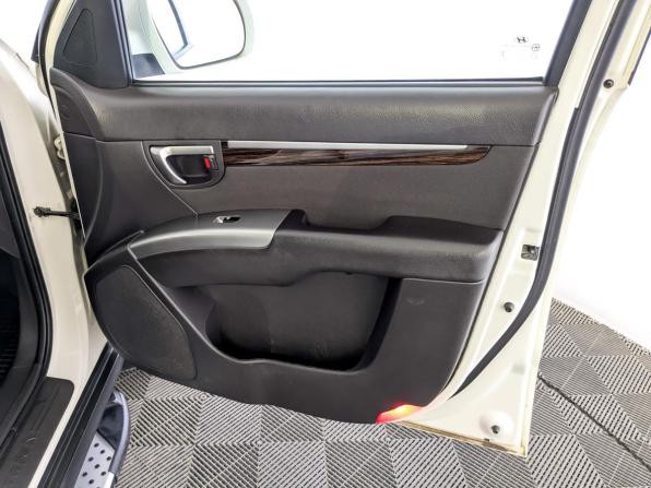 Hyundai Santa Fe II Рестайлинг с пробегом 2012 года, цена 1 295 000 рублей, 248634 км, внедорожник, Автокод Объявления