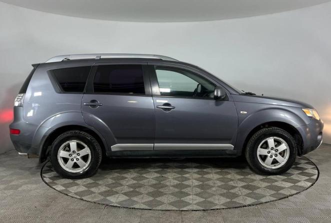 Mitsubishi Outlander II с пробегом 2007 года, цена 815 000 рублей, 259138 км, внедорожник, Автокод Объявления