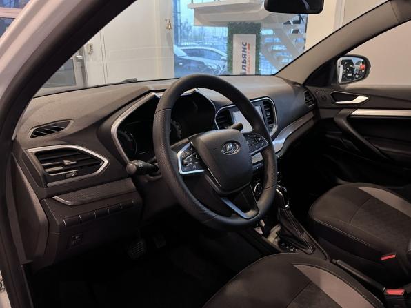 Lada (ВАЗ) Vesta I Рестайлинг (NG) с пробегом 2024 года, цена 1 558 000 рублей, 23861 км, седан, Автокод Объявления