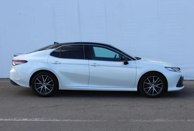 Toyota Camry VIII (XV70) Рестайлинг с пробегом 2021 года, цена 2 470 000 рублей, 265229 км, седан, Автокод Объявления