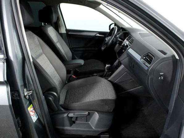 Volkswagen Tiguan II Рестайлинг с пробегом 2021 года, цена 3 098 000 рублей, 90483 км, внедорожник, Автокод Объявления