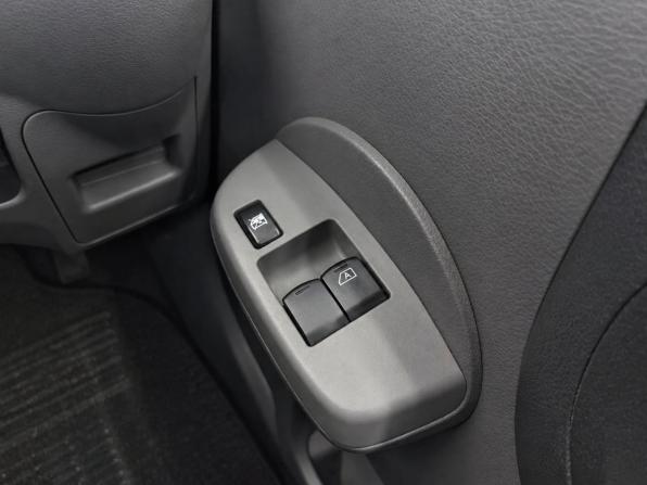 Nissan NV200 с пробегом 2018 года, цена 1 679 000 рублей, 115044 км, минивэн, Автокод Объявления