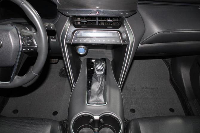 Toyota Harrier IV (XU80) с пробегом 2021 года, цена 5 550 000 рублей, 30000 км, внедорожник, Автокод Объявления