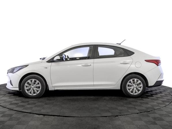 Hyundai Solaris II Рестайлинг с пробегом 2021 года, цена 1 380 000 рублей, 168824 км, седан, Автокод Объявления