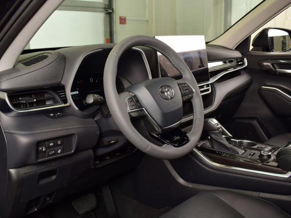 Toyota Highlander IV (XU70) с пробегом 2026 года, цена 5 199 995 рублей, 26 км, внедорожник, Автокод Объявления