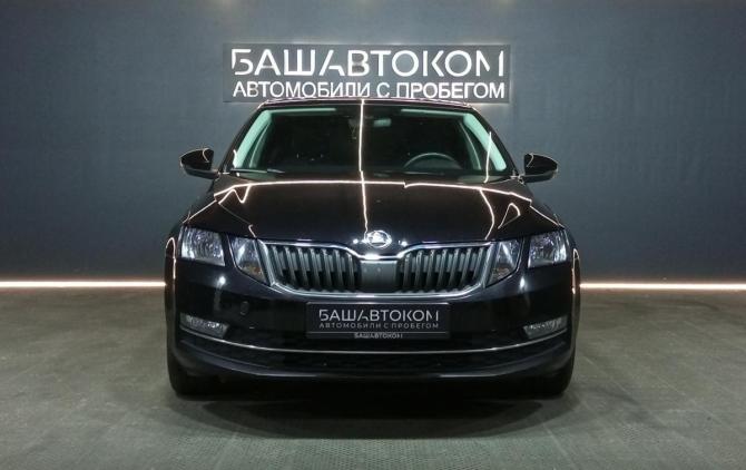 Skoda Octavia III (A7) Рестайлинг с пробегом 2018 года, цена 1 765 000 рублей, 175595 км, лифтбек, Автокод Объявления