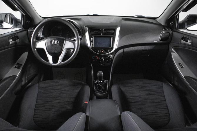 Hyundai Solaris I Рестайлинг с пробегом 2016 года, цена 529 000 рублей, 190400 км, седан, Автокод Объявления