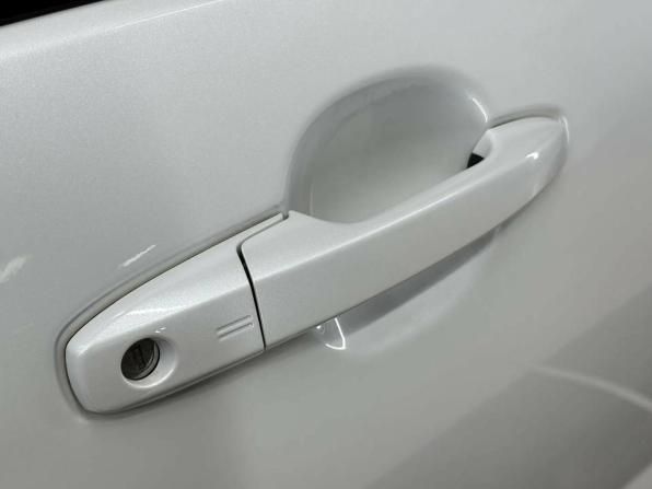 Toyota Raize I с пробегом 2020 года, цена 1 430 000 рублей, 15570 км, внедорожник, Автокод Объявления