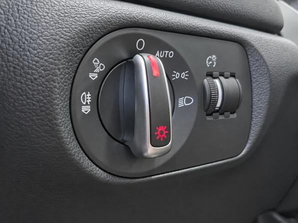 Audi Q3 I (8U) Рестайлинг с пробегом 2015 года, цена 2 149 000 рублей, 135140 км, внедорожник, Автокод Объявления