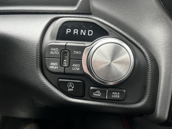 Ram 1500 V Рестайлинг с пробегом 2024 года, цена 8 450 000 рублей, 17791 км, offers.body_type.unknown, Автокод Объявления