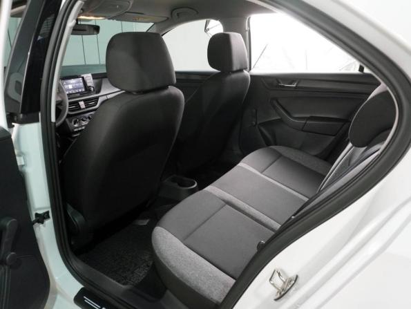 Skoda Rapid II с пробегом 2021 года, цена 1 400 000 рублей, 98728 км, лифтбек, Автокод Объявления