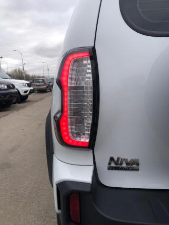Lada (ВАЗ) Niva Travel I с пробегом 2024 года, цена 950 000 рублей, 44003 км, внедорожник, Автокод Объявления
