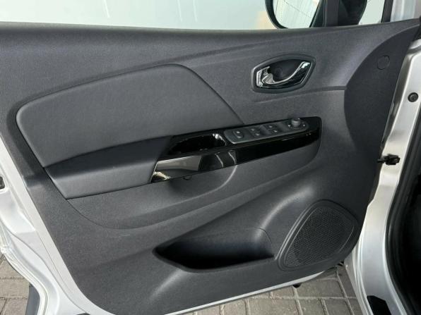 Renault Kaptur I с пробегом 2017 года, цена 1 350 000 рублей, 161003 км, внедорожник, Автокод Объявления