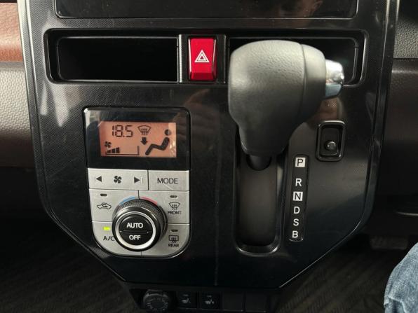 Toyota Tank I с пробегом 2017 года, цена 899 000 рублей, 119518 км, микровэн, Автокод Объявления
