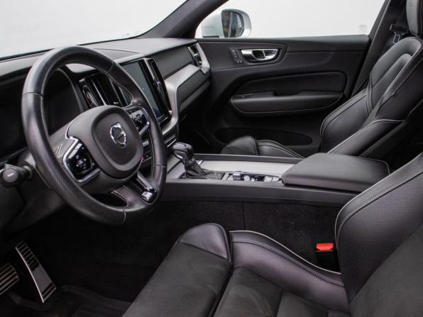 Volvo XC60 II с пробегом 2019 года, цена 3 364 000 рублей, 113000 км, внедорожник, Автокод Объявления