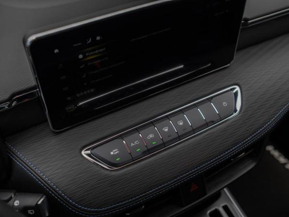 Haval Jolion I Рестайлинг с пробегом 2025 года, цена 2 046 070 рублей, 10784 км, внедорожник, Автокод Объявления