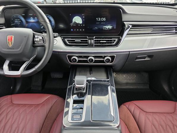 Hongqi HS5 I Рестайлинг с пробегом 2023 года, цена 3 300 000 рублей, 17135 км, внедорожник, Автокод Объявления