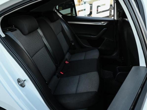 Skoda Octavia III (A7) с пробегом 2014 года, цена 1 149 000 рублей, 175277 км, лифтбек, Автокод Объявления
