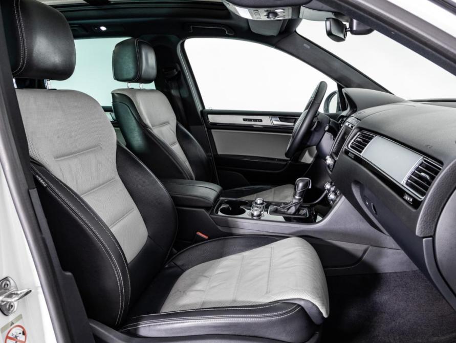 Volkswagen Touareg II Рестайлинг Санкт-Петербург  - изображение 20