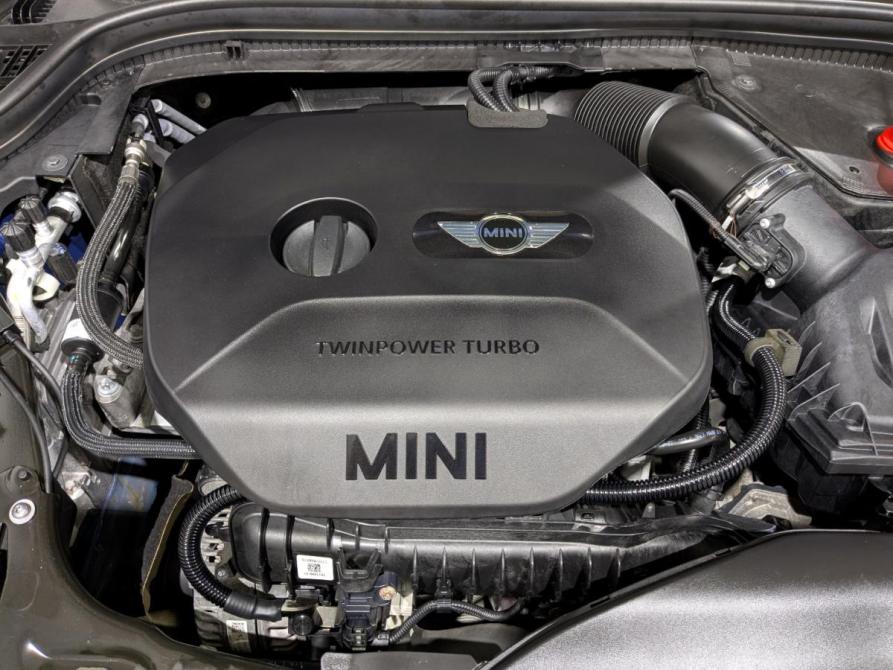 Mini Hatch III (F55/F56) Рестайлинг Химки  - изображение 4