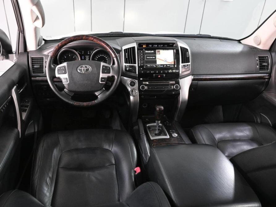 Toyota Land Cruiser 200 Series Рестайлинг 1 Ростов-на-Дону  - изображение 6