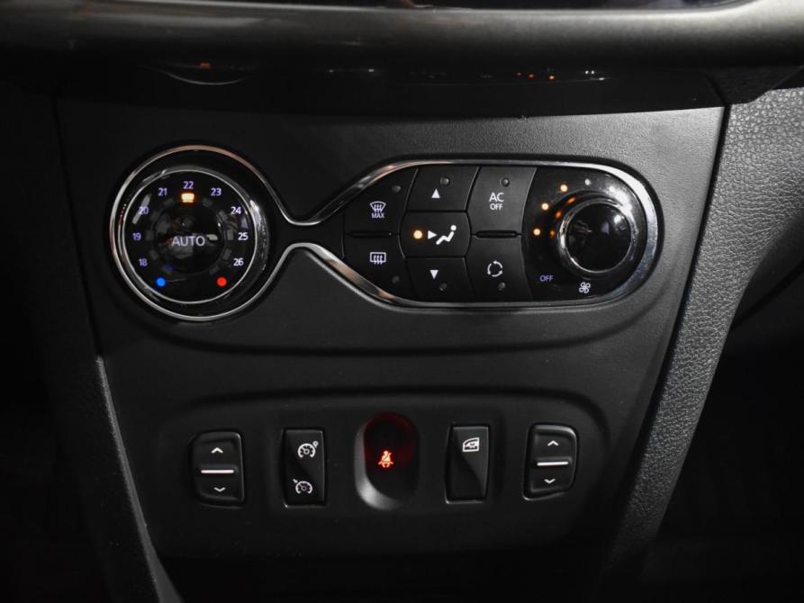 Renault Logan II Санкт-Петербург  - изображение 15