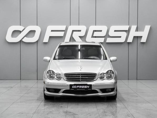 Mercedes-Benz C-Класс II (W203) Рестайлинг с пробегом 2006 года, цена 909 000 рублей, 360178 км, седан, Автокод Объявления