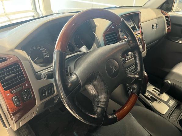 Mitsubishi Pajero III Рестайлинг с пробегом 2004 года, цена 999 000 рублей, 166476 км, внедорожник, Автокод Объявления