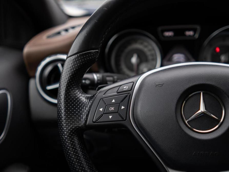 Mercedes-Benz GLA I (X156) Сочи  - изображение 17