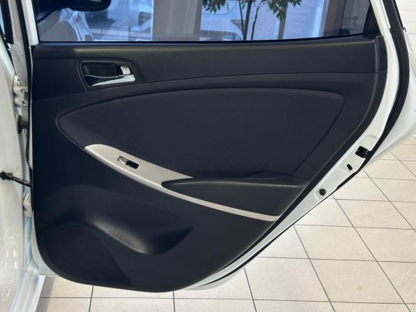 Hyundai Solaris I с пробегом 2011 года, цена 849 000 рублей, 159000 км, седан, Автокод Объявления