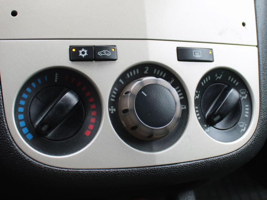 Opel Corsa D Дзержинск  - изображение 8