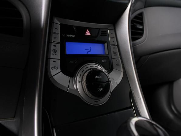 Hyundai Elantra V (MD) с пробегом 2012 года, цена 989 000 рублей, 154200 км, седан, Автокод Объявления