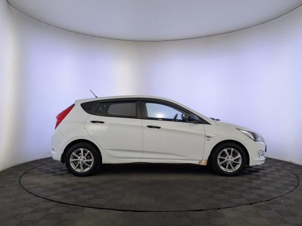 Hyundai Solaris I Рестайлинг с пробегом 2014 года, цена 1 080 000 рублей, 124658 км, хэтчбек, Автокод Объявления