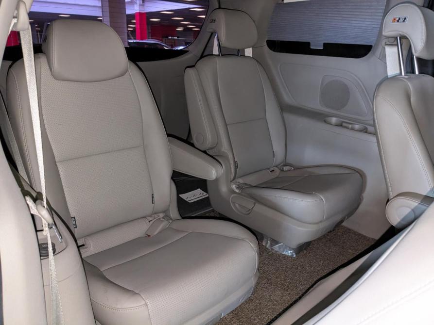 Kia Carnival III Екатеринбург  - изображение 15
