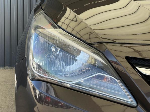 Hyundai Solaris I Рестайлинг с пробегом 2016 года, цена 937 000 рублей, 140687 км, хэтчбек, Автокод Объявления