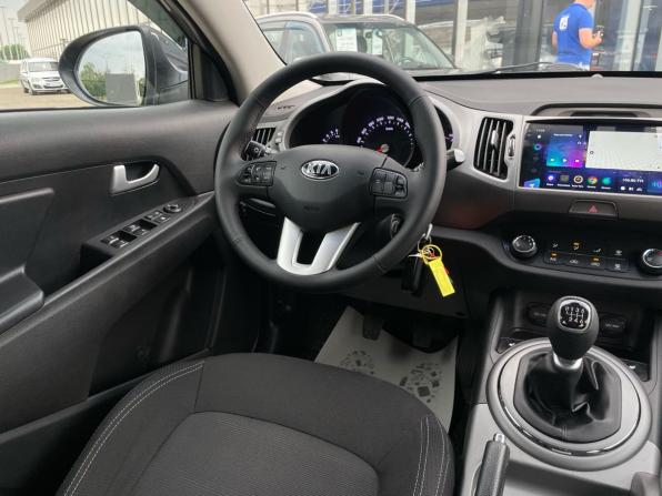 Kia Sportage III Рестайлинг с пробегом 2015 года, цена 1 325 000 рублей, 216000 км, внедорожник, Автокод Объявления
