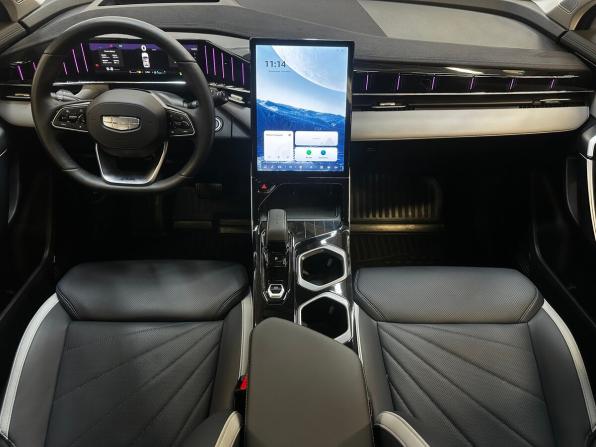 Geely Atlas II с пробегом 2025 года, цена 3 299 000 рублей, 4254 км, внедорожник, Автокод Объявления