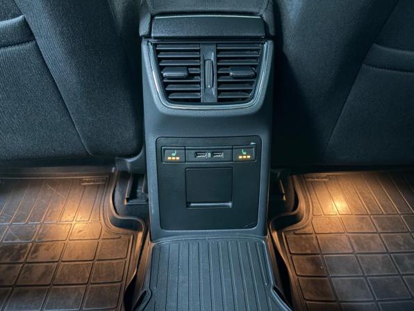 Skoda Octavia III (A7) Рестайлинг с пробегом 2020 года, цена 1 888 000 рублей, 117810 км, лифтбек, Автокод Объявления