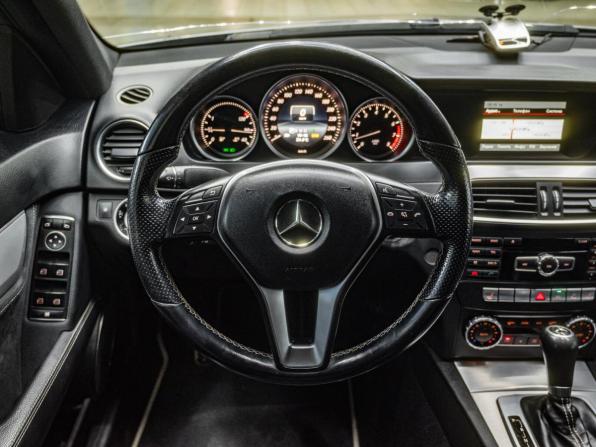 Mercedes-Benz C-Класс III (W204) Рестайлинг с пробегом 2013 года, цена 1 340 000 рублей, 309190 км, седан, Автокод Объявления