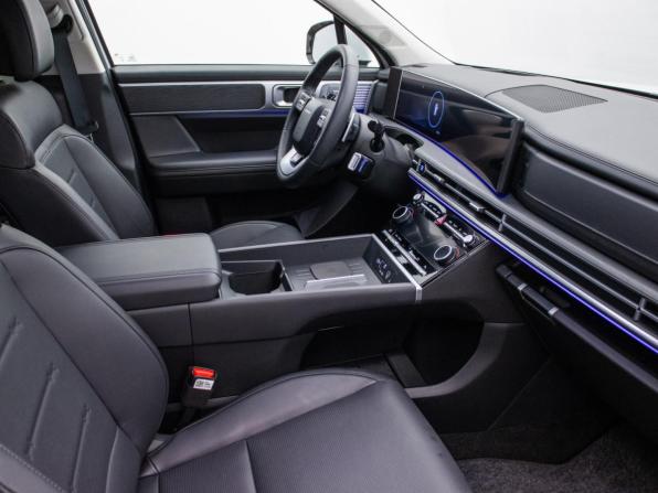 Hyundai Santa Fe V (MX5) с пробегом 2025 года, цена 5 548 000 рублей, 3379 км, внедорожник, Автокод Объявления