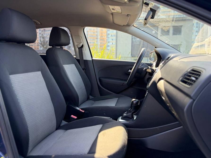 Volkswagen Polo V Санкт-Петербург  - изображение 9