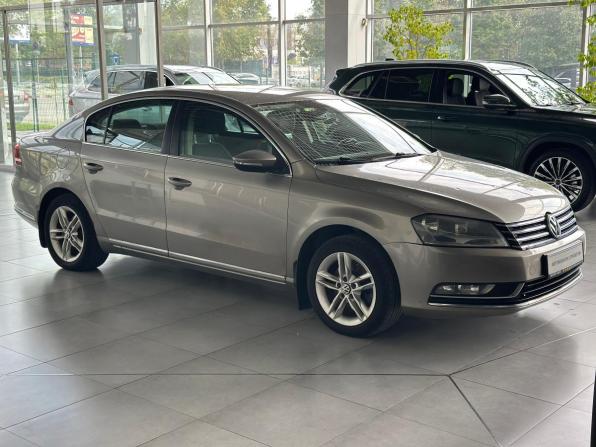 Volkswagen Passat B7 с пробегом 2012 года, цена 795 000 рублей, 230002 км, седан, Автокод Объявления