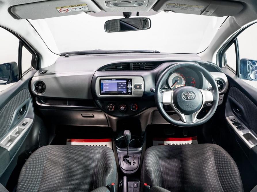 Toyota Vitz III (XP130) Рестайлинг Чита  - изображение 7