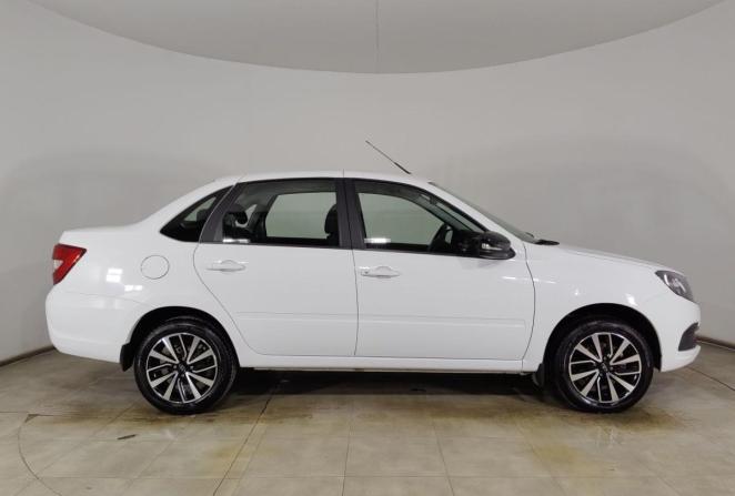 Lada (ВАЗ) Granta I Рестайлинг с пробегом 2024 года, цена 920 000 рублей, 18511 км, седан, Автокод Объявления